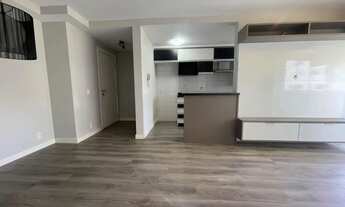 Imagem 4: Impecável apartamento semimobiliado, 2 dormitórios, 2 banheiros e 1 vaga coberta