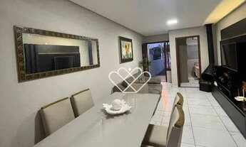 Imagem 6: Charme e Conforto: Sobrado com Piscina e Área Gourmet no Bairro São Jerônimo em Gravataí!