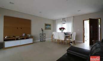 Imagem 2: Duplex com 4 suítes, no bairro Morada da Colina - Volta Redonda/RJ