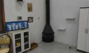 Imagem 4: Casa em Porto Alegre, no bairro Espírito Santo, com 3 dormitório(s), e 3 banheir