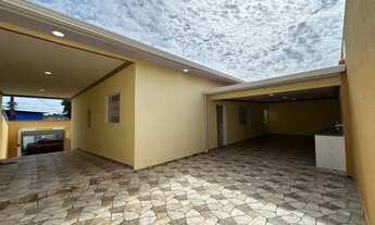 Imagem 2: Casa Térrea no Ajuricaba, com 3 Qts sendo 2 Suíte, 3 Vagas