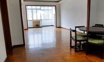 Imagem 2: IMPERDÍVEL! 120m². Varanda, Salão Maravilhoso, 3 ótimos quartos, 1 suíte, cozinha ampla. 1