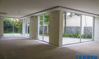 Imagem 6: CASA ASSOBRADADA - JARDIM LUZITÂNIA - SP