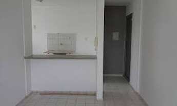 Imagem 2: DIRETO C/ DONO-2 QUARTOS-TERREO-3 QUADRAS DA AV KENEDY-R$750(AGUA +CONDOMINIO