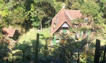 Imagem 2: Casa com 4 suítes - B. Rocio - Petrópolis, RJ