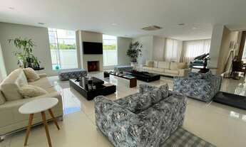 Imagem 4: Casa de condomínio para aluguel tem 1300 metros quadrados com 5 quartos