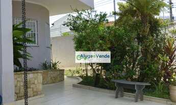 Imagem 2: Casa com 4 Dormitórios, 3 Suítes, 6 Vagas de Garagem à venda, 430 m² por R$ 2.440.000 - Vi