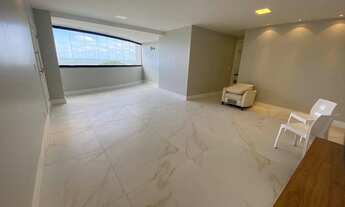 Imagem 2: Condomínio Turquesa , Excelente Apartamento de Alto Padrão No Calhau ,VISTA MAR < Todo