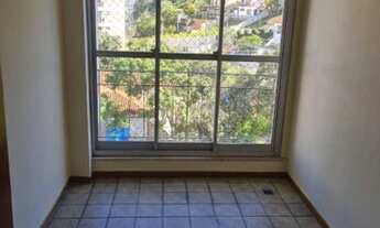 Imagem 2: Apartamento 2 quartos , sala, varanda fechada, banheiro social, cozinha (com armário), áre