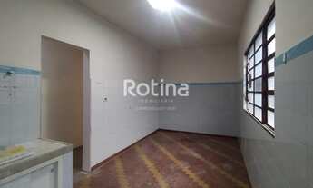 Imagem 4: Casa para aluguel, 3 quartos, 2 vagas, Martins - Uberlândia/MG