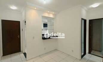 Imagem 3: Apartamento com 2 dormitórios à venda, 46 m² por R$ 130.000,00 - Chácaras Tubalina - Uberl