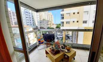 Imagem 2: Amplo apartamento no Embaré ao lado da Praia com 3 vagas