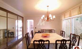 Imagem 7: Casa (térrea na rua) 6 dormitórios/suite, cozinha planejada, portaria 24hs, em condomínio