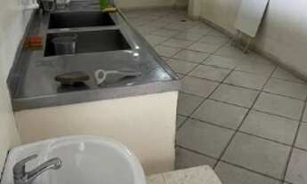 Imagem 4: PRÉDIO À VENDA - ADRIANÓPOLIS