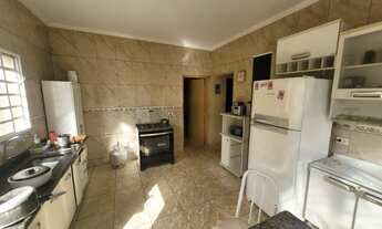 Imagem 7: Casa para venda possui 150 metros quadrados com 3 quartos em Vila Mathiesen - Americana