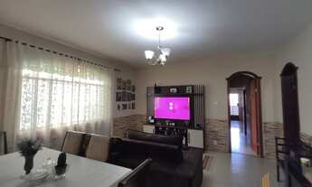 Imagem 2: Casa á venda bairro Lourdes Conselheiro Lafaiete MG