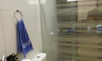 Imagem 4: CASA À VENDA NO PARQUE 10 COM SUÍTE