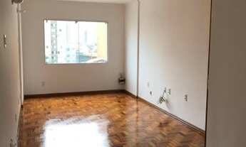 Imagem: Apartamento 2 dorm. Reformado