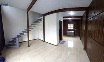 Imagem: Casa Tipo Sobrado de Madeira Tratada