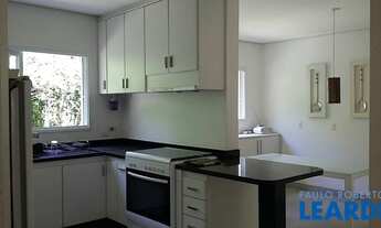 Imagem 5: CASA EM CONDOMÍNIO - RESIDENCIAL TAMBORÉ - SP