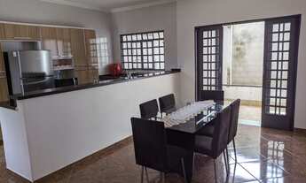 Imagem 3: Casa assombrada no JD Ismenia ?oportunidade?