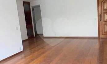 Imagem 4: Apartamento para venda possui 131 metros quadrados com 4 quartos em Tijuca - Rio de Janeir
