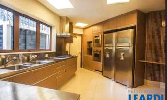 Imagem 6: CASA ASSOBRADADA - JARDIM AMÉRICA - SP