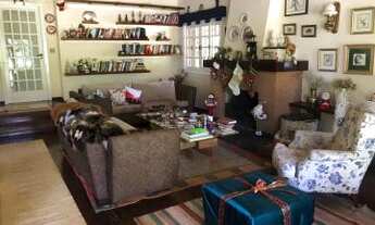 Imagem: Casa para venda tem 380 metros quadrados