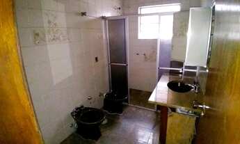 Imagem 2: Sobrado à venda, com 3 dormitórios, 1 suíte, 6 vagas de garagem, 342 m² por 1.600.000,00