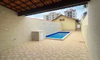 Imagem 3: CASA COM QUINTAL ENORME E PISCINA