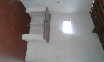 Imagem 4: CASA NO BENFICA Casa com 2 dormitórios