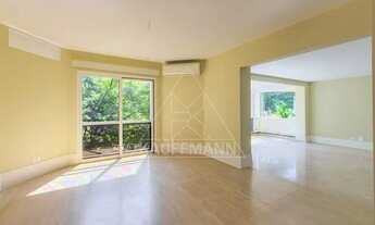 Imagem 3: Apartamento com jeito de casa em frente ao clube Pinheiros