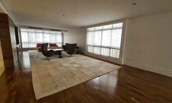 Imagem 3: 3 suites sendo a master com 2 closets Sr. e Sra. 3 vagas