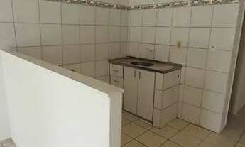 Imagem 5: Apto em Cond. Simples no Tirol, 2/4 Sendo 1 Suite, 50m², Térreo