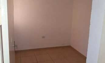 Imagem 5: Casa - Aluguel - Ao lado Mercadão e Próximo Estação Guaianases