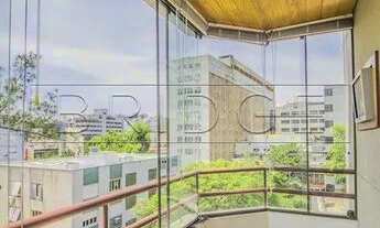 Imagem 7: Apartamento para venda possui 111 metros quadrados com 2 quartos em Menino Deus - Porto Al