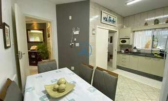 Imagem 7: Ampla Casa de dois pavimentos com 03 dormitórios e um amplo quintal próximo ao Lago da Ped