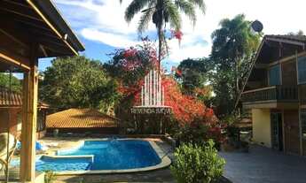 Imagem: Linda casa de condomínio com 600m² e piscina