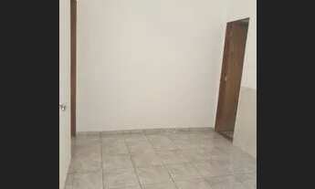 Imagem 3: Aluga-se kitnet Casa com 1 dormitório