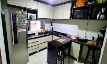 Imagem 1: PERMUTA) Sobrado 05 quartos c/suíte a venda no São Braz em Curitiba Pr