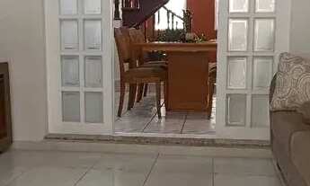 Imagem 2: Casa 3 Dormitórios Planejados, sendo 1 Suíte- 237m2 A. Construida