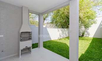 Imagem: SOBRADO COM CHURRASQUEIRA E JARDIM INCRÍVEL!