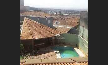 Imagem 7: Casa localizada no Bairro Planalto Verde com 240m² de área útil, varanda gourmet e piscina