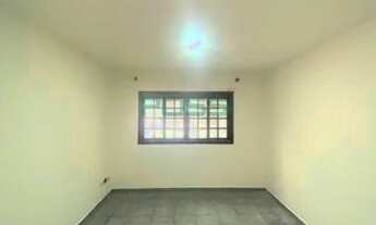 Imagem 2: Venda ou locação - Casa com 03 dormitórios, 01 suíte, 04 vagas de garagem no Jabaguara