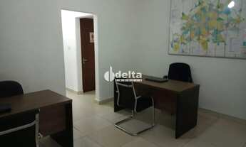 Imagem 2: Prédio disponível para venda no bairro Centro em Uberlândia-MG