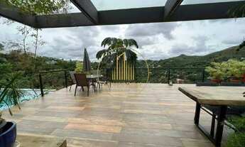 Imagem 4: Casa à venda em Conde, Nova Lima 3 suítes, 520m² de área construída, varanda gourmet e pi