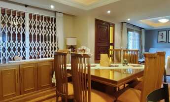 Imagem 7: Casa Espaçosa e Semimobiliada com 3 Dormitórios e Lareira no Partenon!