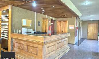 Imagem 2: Sala com 6 divisórias e 2 vagas