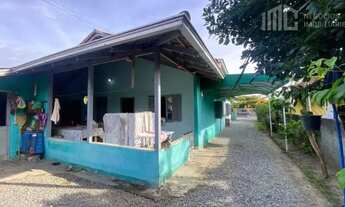 Imagem 2: Casa com 6 dormitórios à 400m do mar