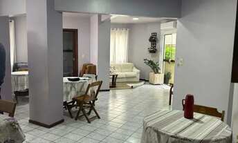 Imagem 2: Móvel para venda com 126 metros quadrados com 2 quartos em Centro - Balneário Camboriú - S